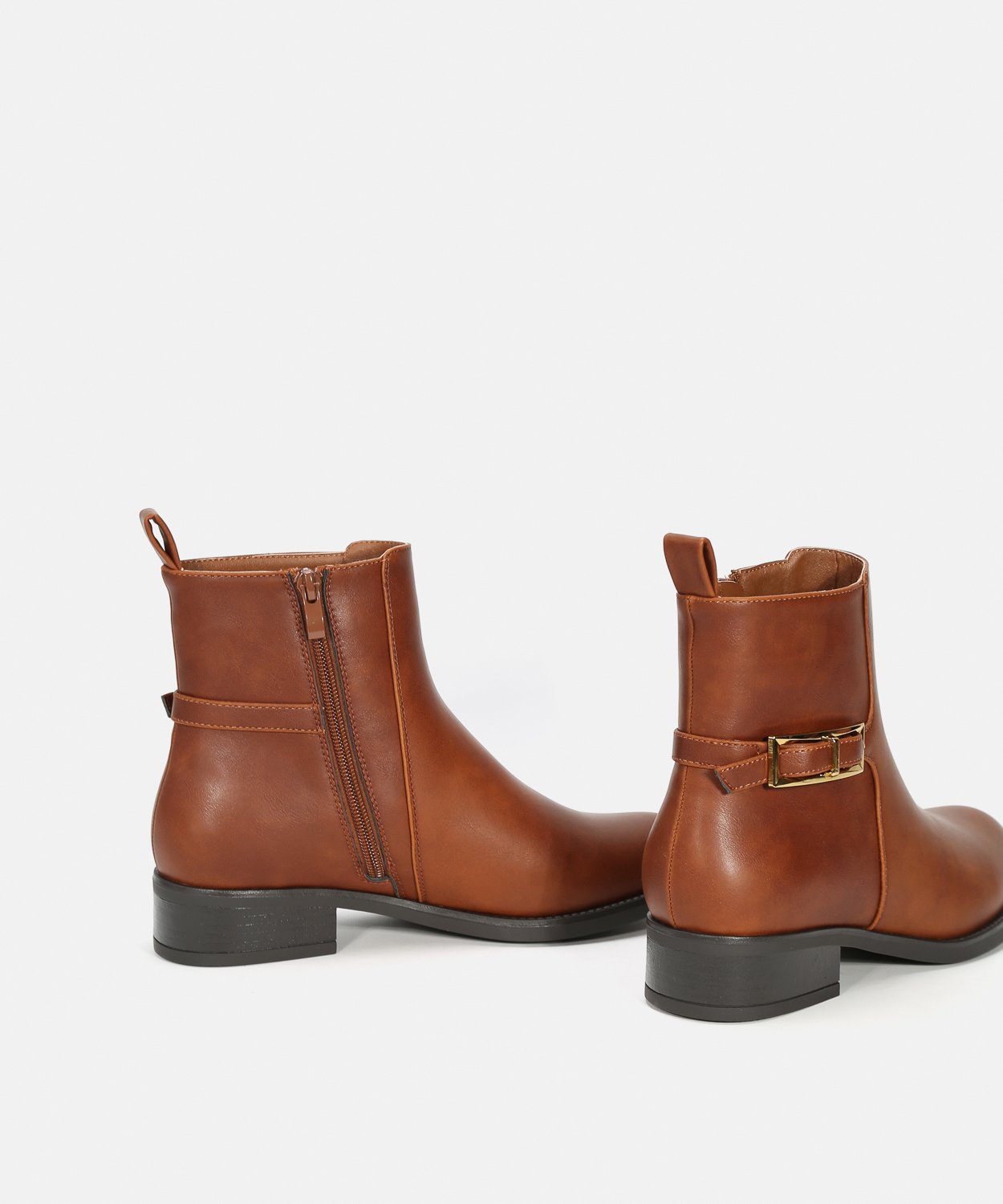 Botines tacón hebilla image number null